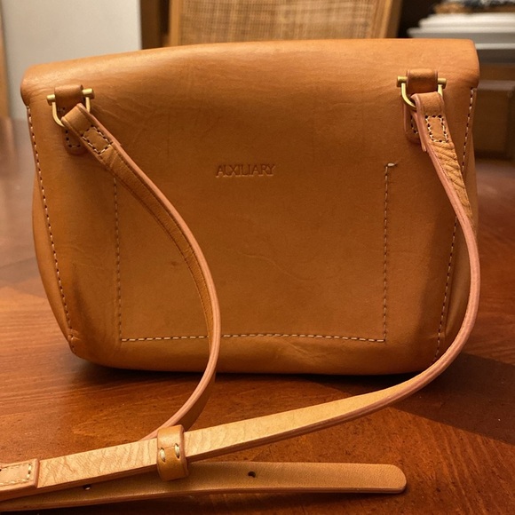 Arizitia Auxiliary Dalen Mini Leather Bag - Picture 7 of 9